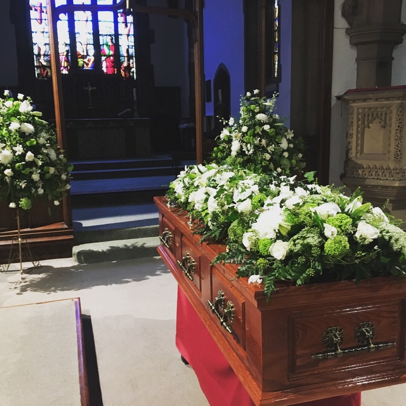 Full-Circle-Funerals-Partners-Altrincham-traditional-coffin